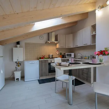 Silver Apartment *